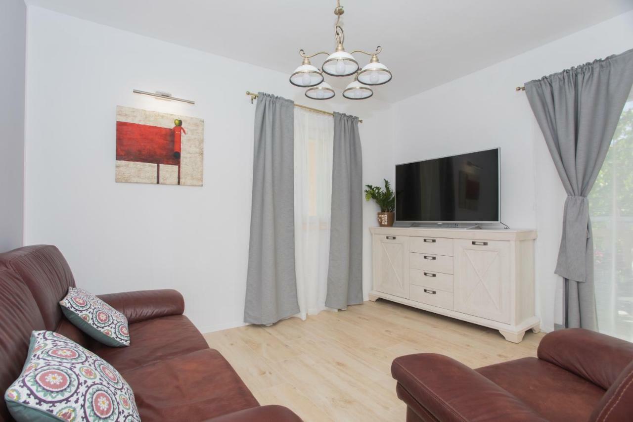 Apartman Slavice Шибеник Экстерьер фото